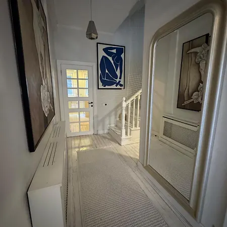 Hébergement de vacances Historic White Mansion Bosphorus & Church View *