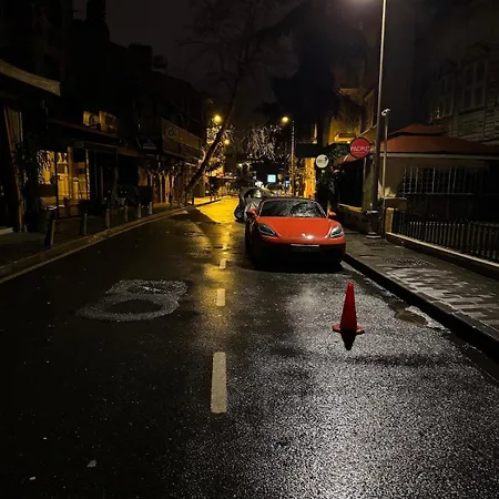 Ferienhaus Historic White Mansion Bosphorus & Church View *